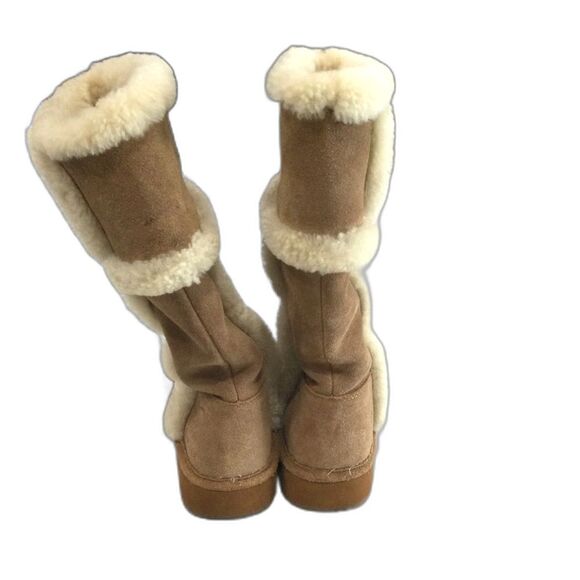 Michael Kors Boots Women’s Size 6 Tan Suede Tall Winter Sheep Fur Lined AK12G - Picture 2 of 9